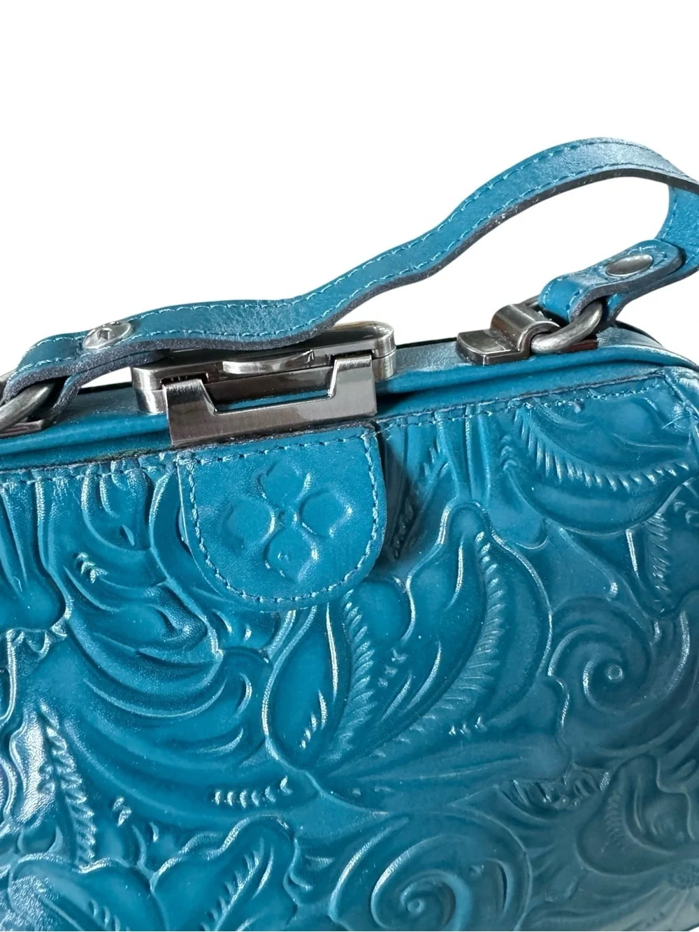 PATRICIA NASH ~ Burnished Tool Italian Leather Gracchi Satchel crossbody Teal